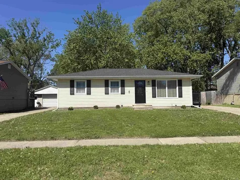 1414 Ingersoll Road Waterloo IA 50701