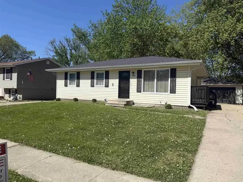 1414 Ingersoll Road Waterloo IA 50701