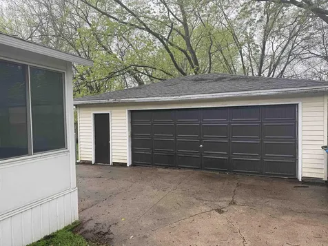 1414 Ingersoll Road Waterloo IA 50701