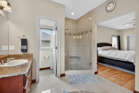 5025 South Fork Lane Waterloo IA 50701