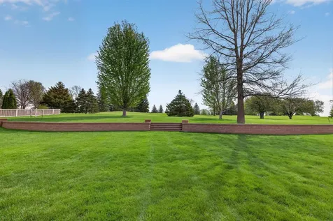 5025 South Fork Lane Waterloo IA 50701