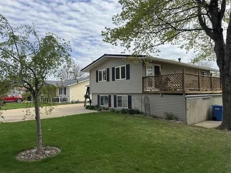 401 Sunny Lane Street Denver IA 50622
