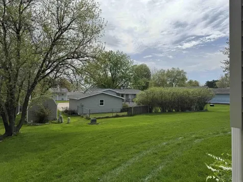 401 Sunny Lane Street Denver IA 50622