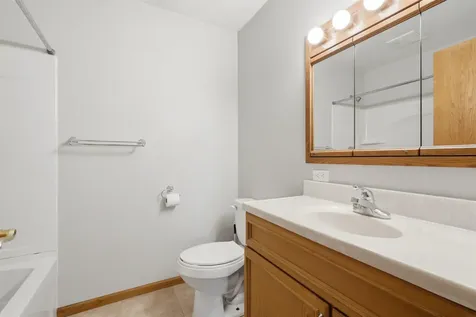 1110 N 2nd Street Manchester IA 52057