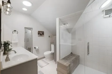 624 W 9th Street Cedar Falls IA 50613