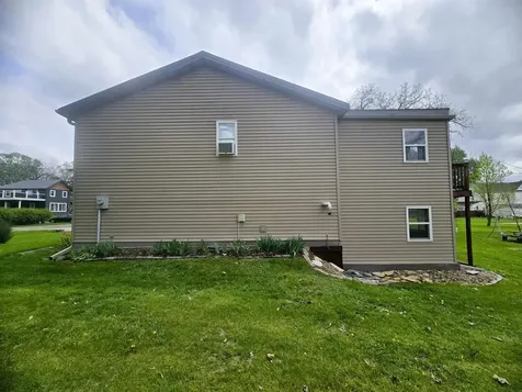 605 North Street Brandon IA 52210
