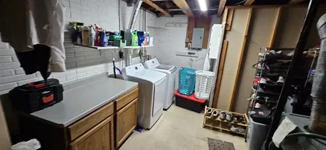 4222 Kris Line Drive Waterloo IA 50701