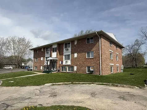 1110 Doreen Avenue Waterloo IA 50701