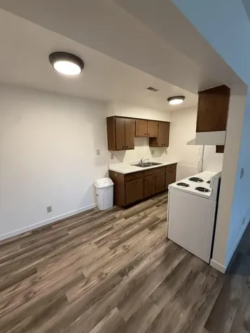 1110 Doreen Avenue Waterloo IA 50701