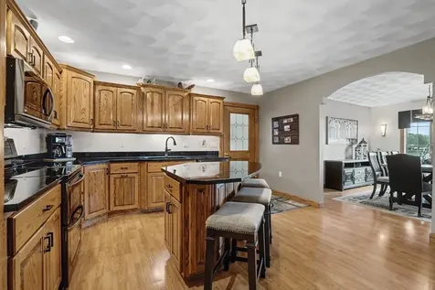2104 332nd Avenue Dyersville IA 52040