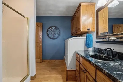 2104 332nd Avenue Dyersville IA 52040