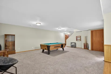 3817 Spring Court Waverly IA 50677