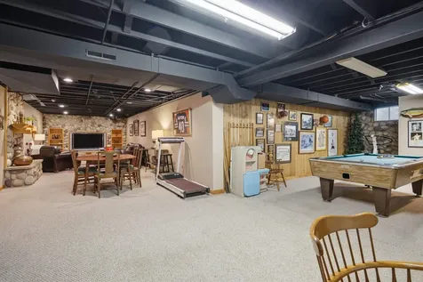 314 Lillian Lane Waterloo IA 50701