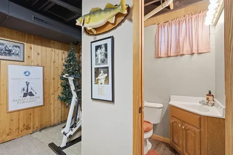 314 Lillian Lane Waterloo IA 50701