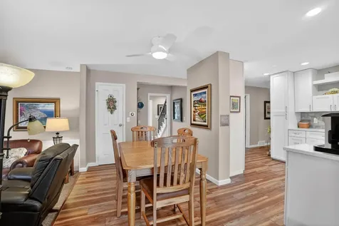 2124 Minnetonka Drive Cedar Falls IA 50613