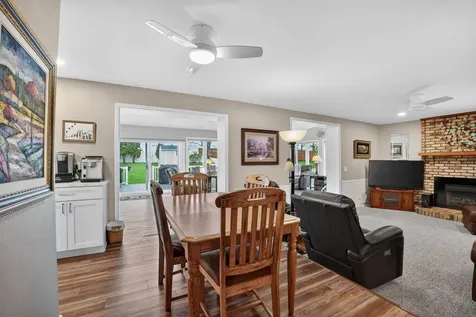 2124 Minnetonka Drive Cedar Falls IA 50613