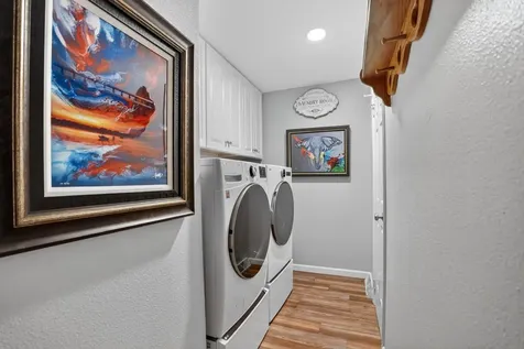 2124 Minnetonka Drive Cedar Falls IA 50613