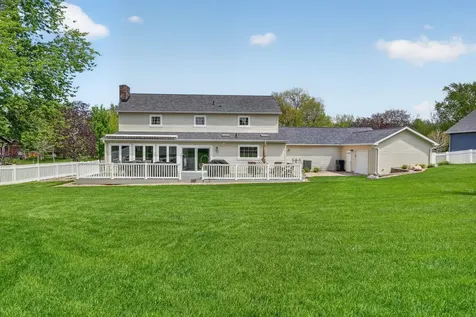 2124 Minnetonka Drive Cedar Falls IA 50613