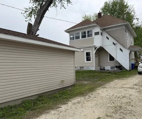 20 5th Avenue SE Oelwein IA 50662