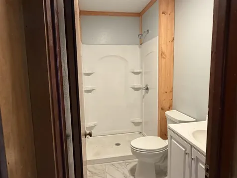 20 5th Avenue SE Oelwein IA 50662