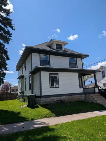 118 Allen Waterloo IA 50701