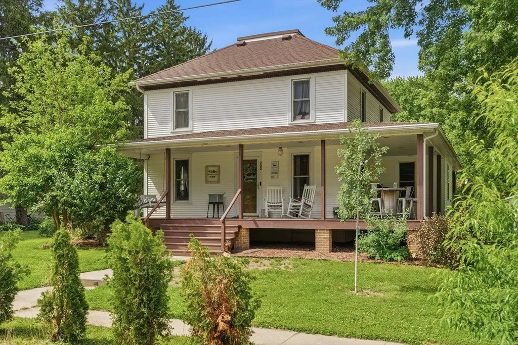 200 Forrest Avenue Denver IA 50622