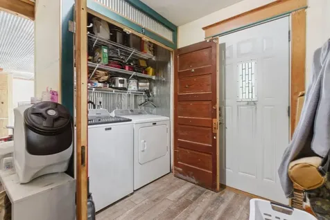 200 Forrest Avenue Denver IA 50622