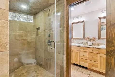3538 Inverness Road Waterloo IA 50701