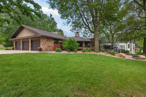 3538 Inverness Road Waterloo IA 50701
