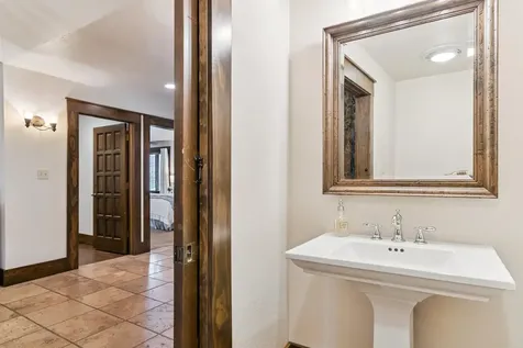 3538 Inverness Road Waterloo IA 50701