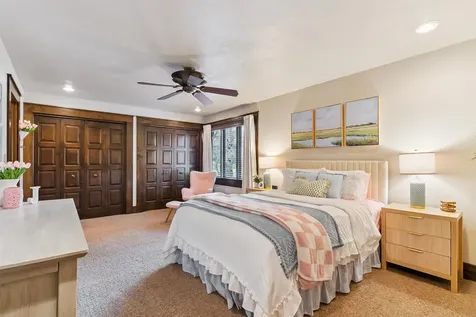 3538 Inverness Road Waterloo IA 50701