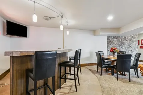 3538 Inverness Road Waterloo IA 50701