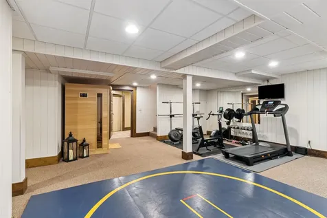 3538 Inverness Road Waterloo IA 50701