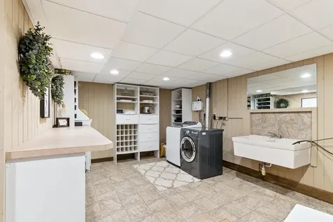 3538 Inverness Road Waterloo IA 50701