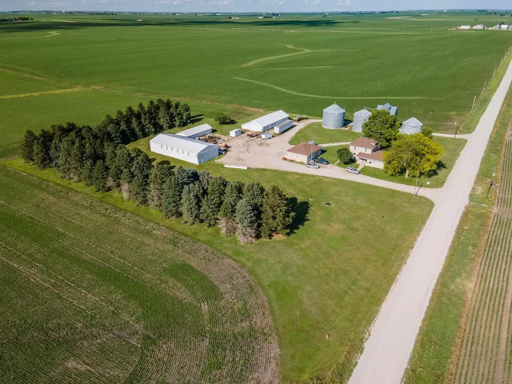 26455 225th Street Grundy Center IA 50638