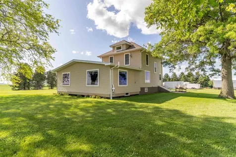 26455 225th Street Grundy Center IA 50638