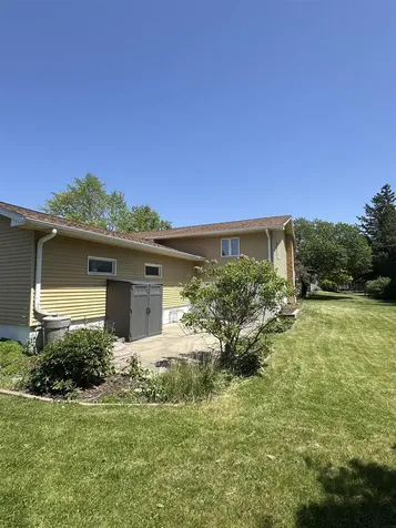 406 Monroe Street Dysart IA 52224