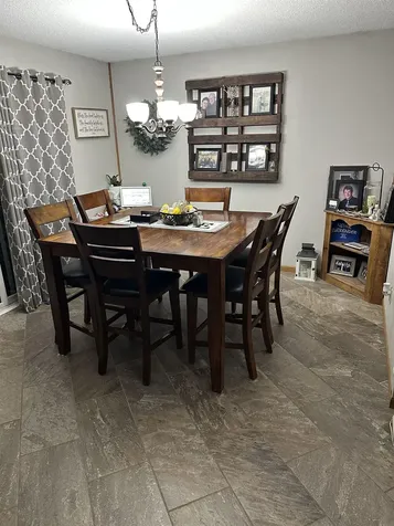 332 Fleur Drive New Hampton IA 50659