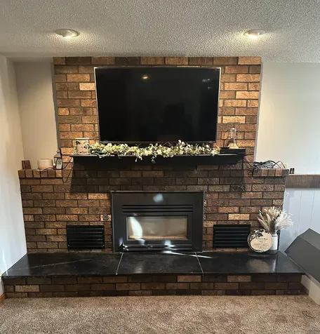 332 Fleur Drive New Hampton IA 50659