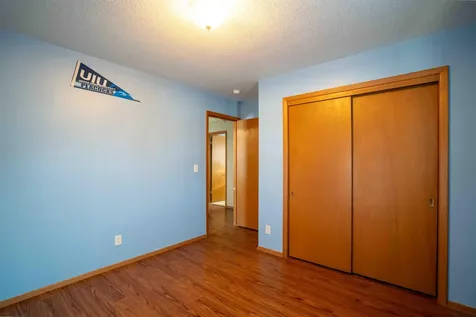 825 Belle Street Waterloo IA 50702