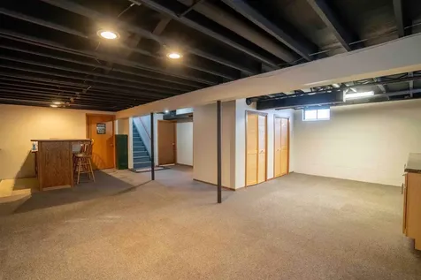 825 Belle Street Waterloo IA 50702