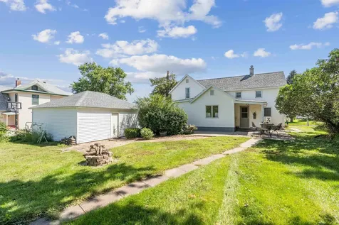 611 State Street Dysart IA 52224