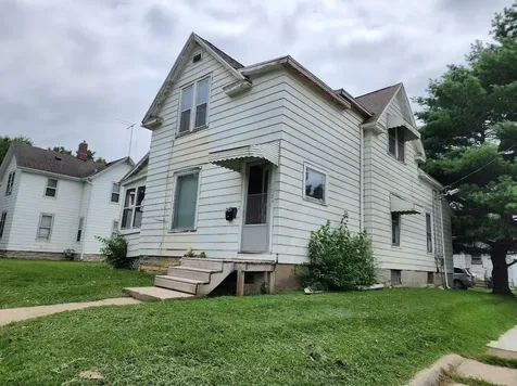 102 South Street Waterloo IA 50701