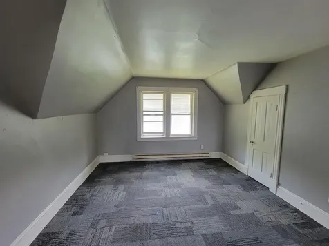 102 South Street Waterloo IA 50701