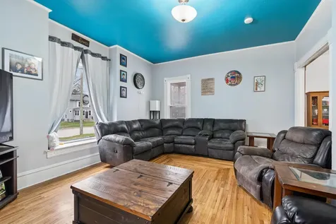 313 NE 6th Avenue Independence IA 50644