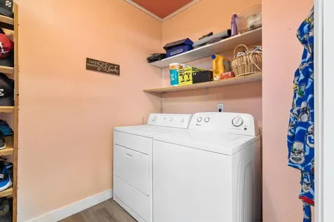 313 NE 6th Avenue Independence IA 50644