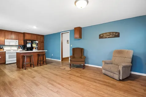 313 NE 6th Avenue Independence IA 50644