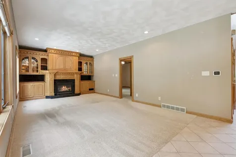 500 Douglas Road Waterloo IA 50703