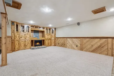 500 Douglas Road Waterloo IA 50703