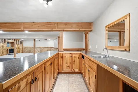 500 Douglas Road Waterloo IA 50703